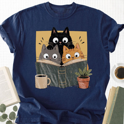 Retro Curious Reading Cats Unisex T-Shirt
