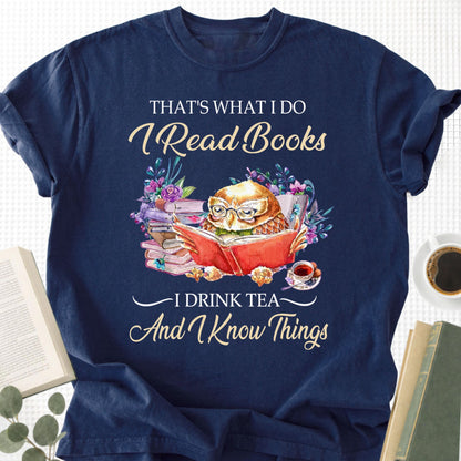 I Read Books I Drink Tea Unisex T-Shirt