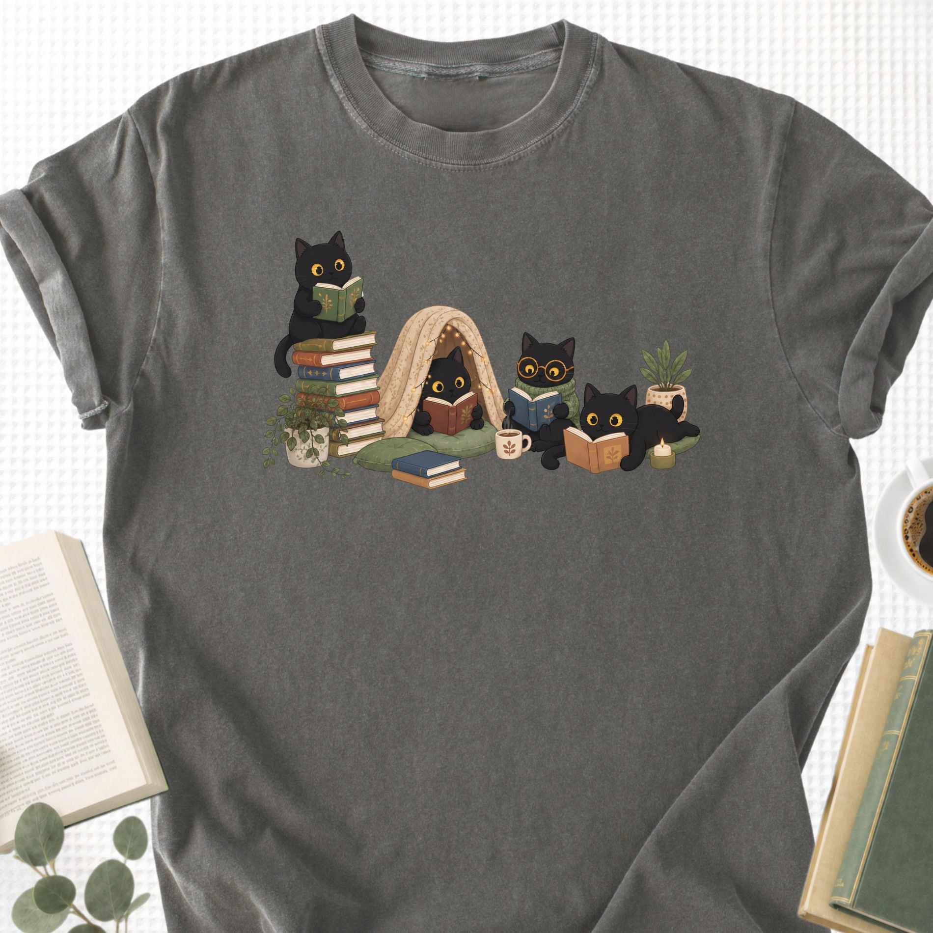 Black Cat Reading Unisex T-Shirt