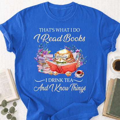 I Read Books I Drink Tea Unisex T-Shirt