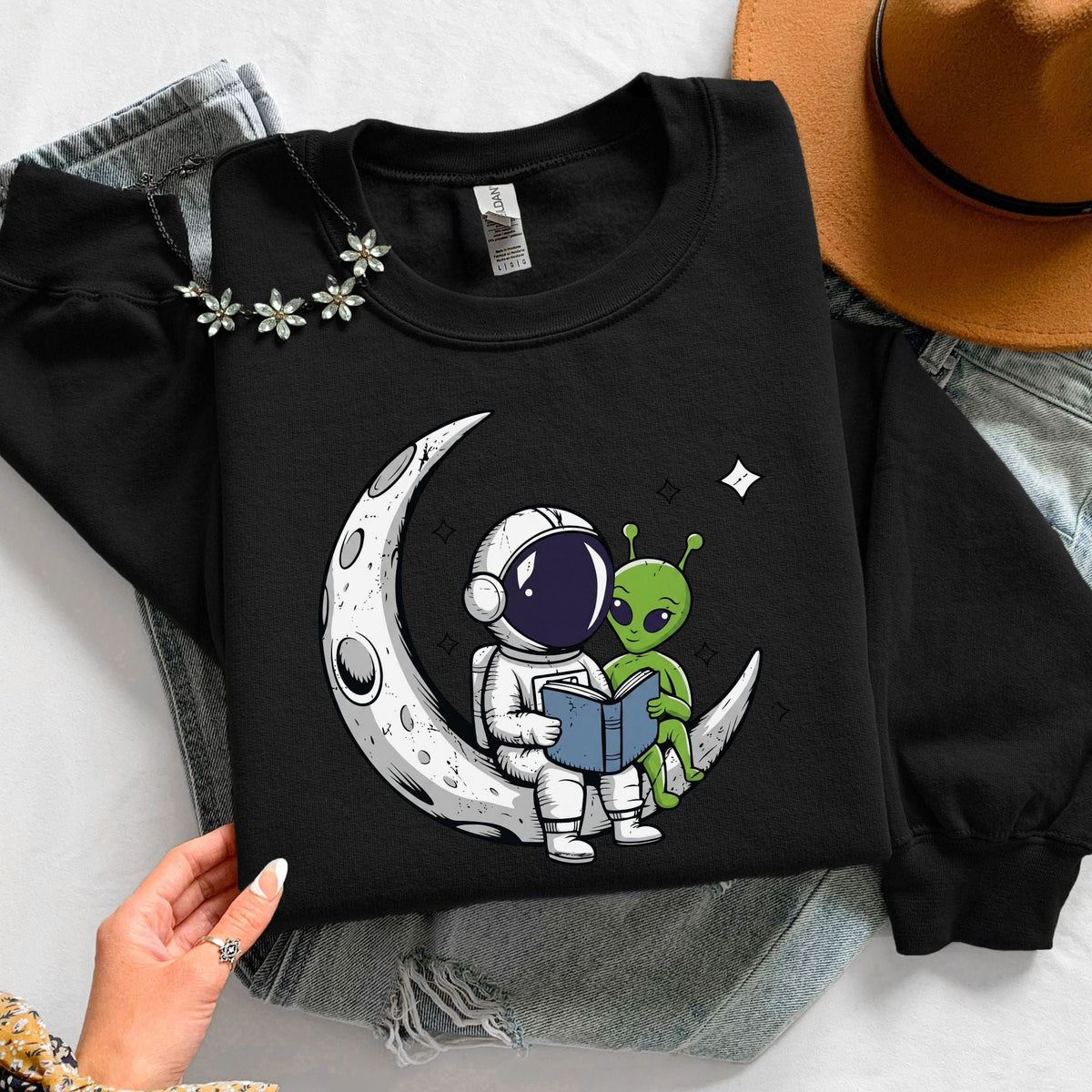 Book Lover Alien UFO Unisex Sweatshirt - Book Social Club