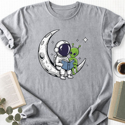 Book Lover Alien UFO Unisex T-Shirt - Book Social Club