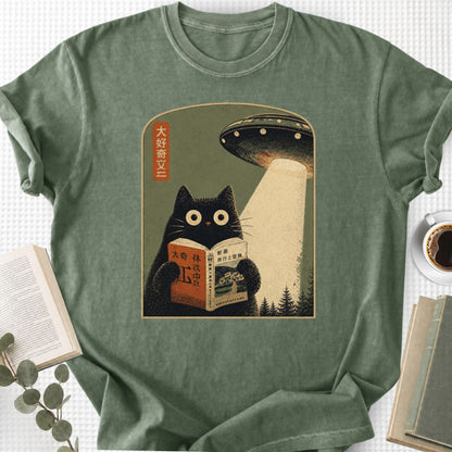 Cat Reading Book UFO Vintage Japanese Unisex T-Shirt - Book Social Club
