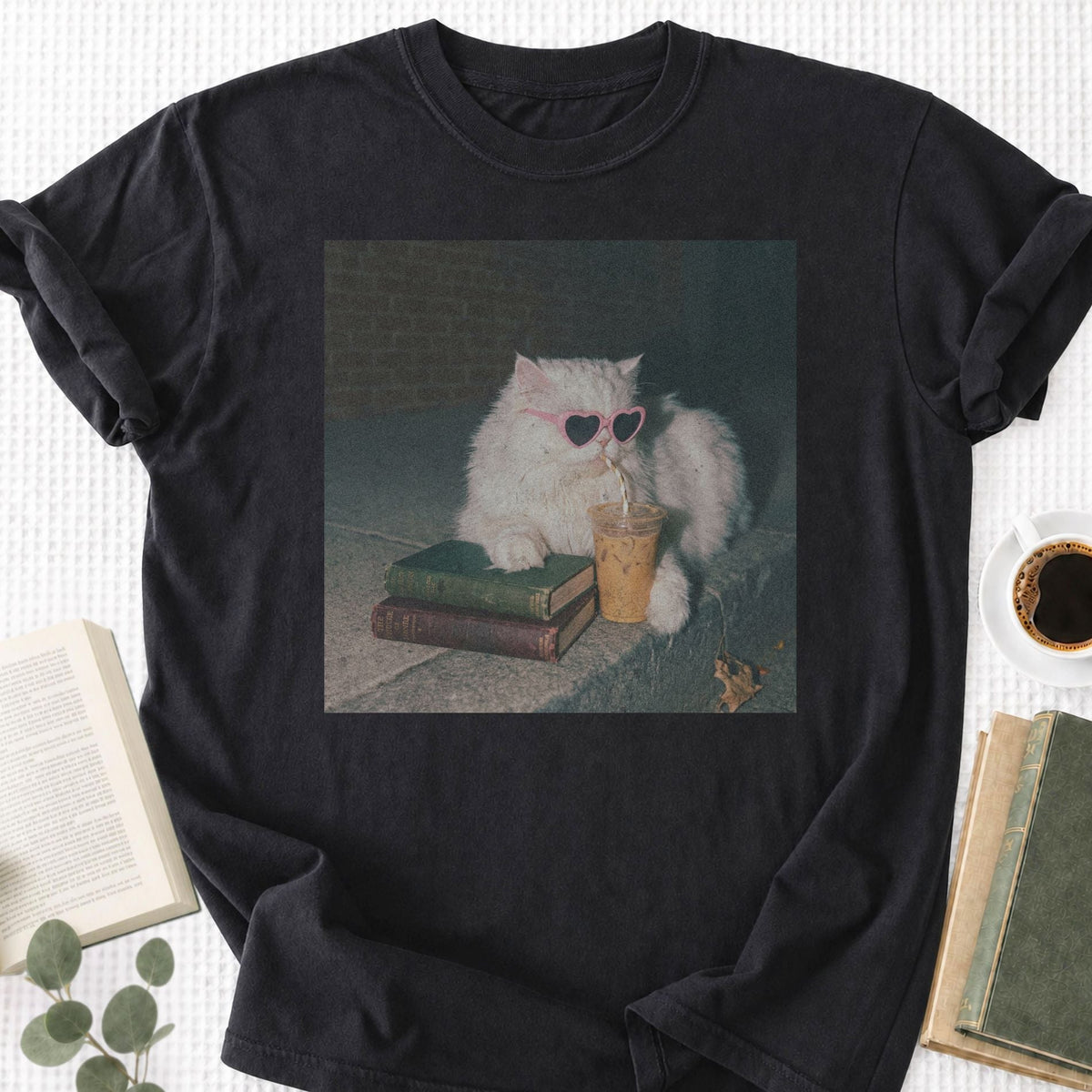 Reading Persian Cat Unisex T-Shirt - Book Social Club
