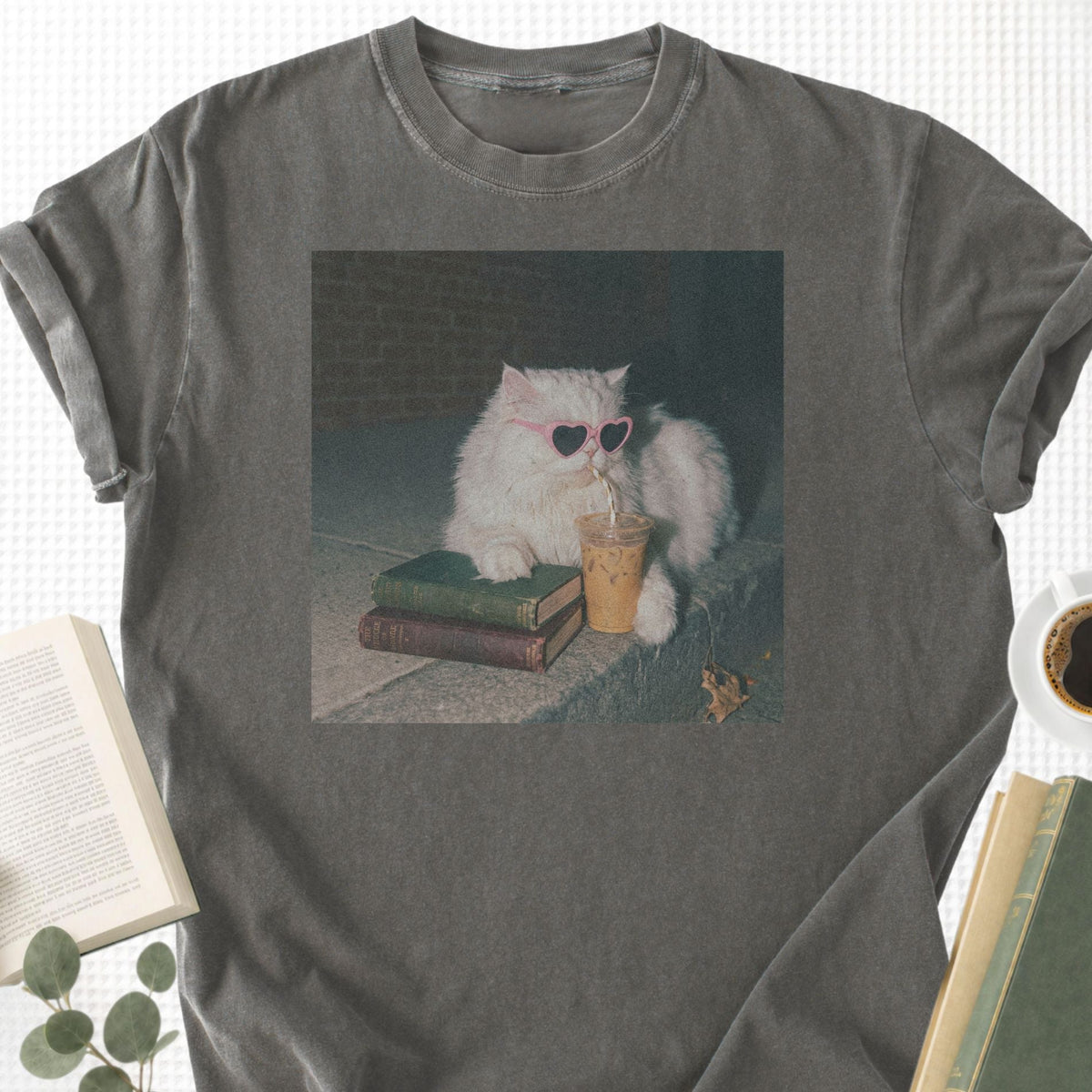 Reading Persian Cat Unisex T-Shirt - Book Social Club